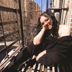 Meet your Posher, Samantha